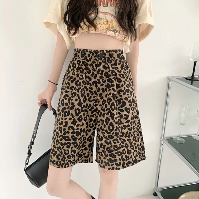 Women's Summer High Waisted Button Zipper Pockets with Geometric Patterns Leopard Print Casual Straight Leg Fashion Shorts