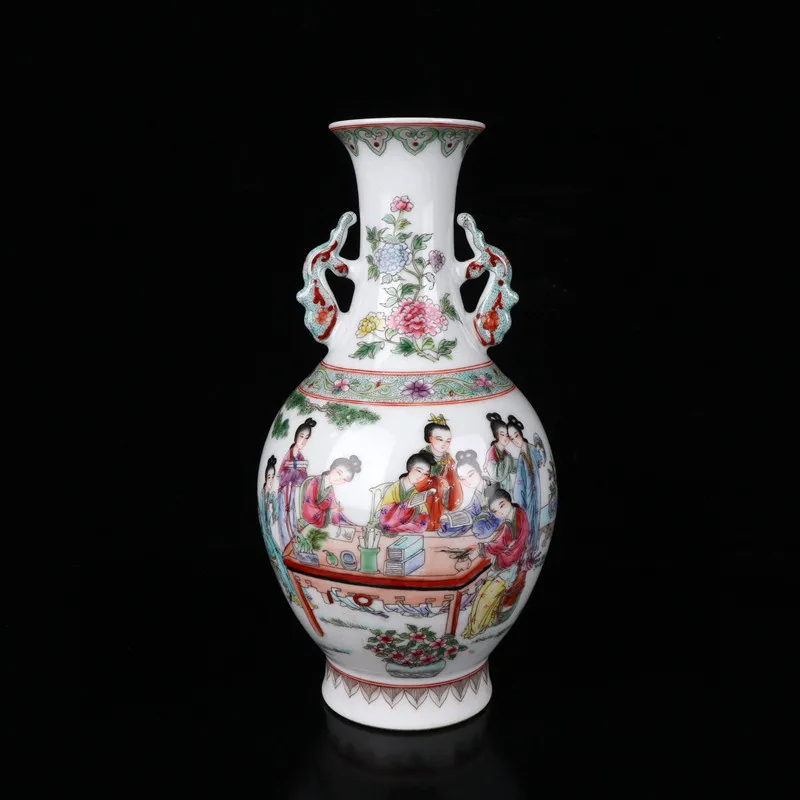 

Jingdezhen Hand-painted Antique Collection Porcelain Double Ear Vase With Pastel Figure Pattern Antique Qianlong Dynasty