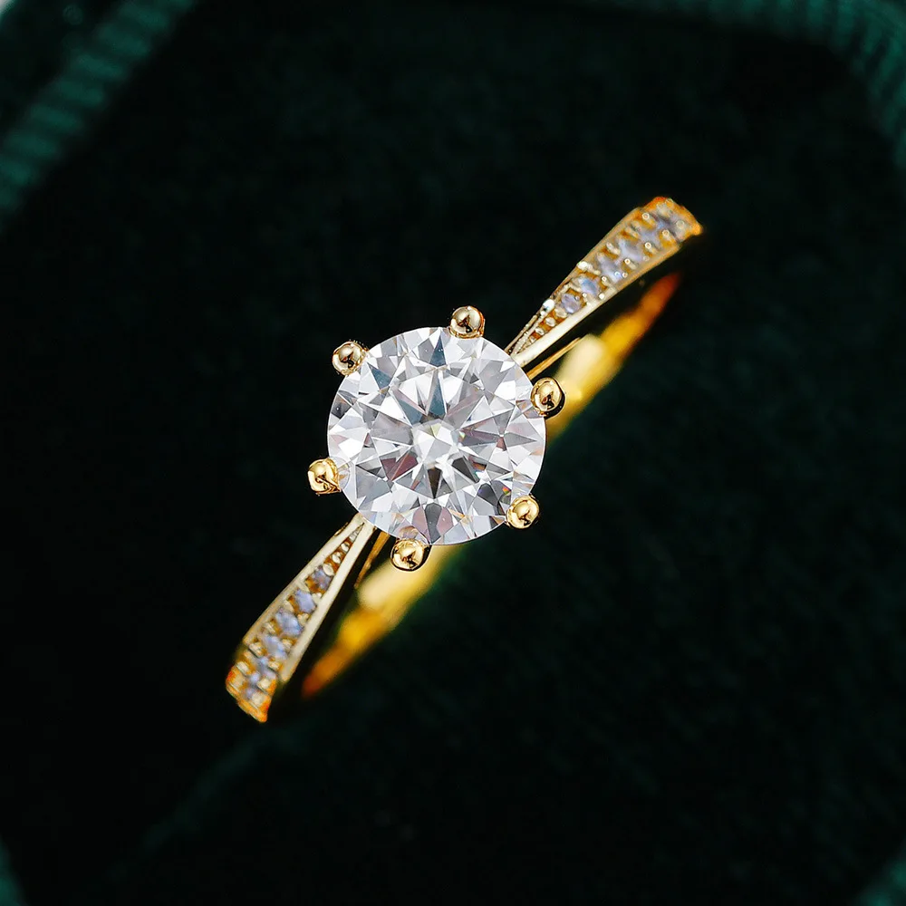 Luxury Moissanite Engagement Ring