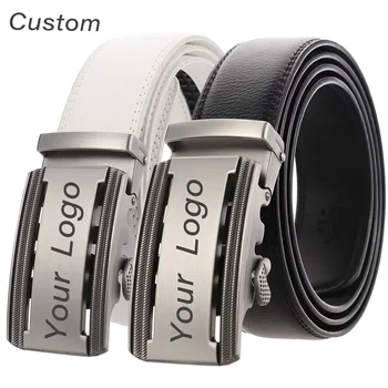 Cintura da uomo in pelle bianca personalizzata Business Nome inciso personalizzato Logo Accessori con fibbia automatica da uomo Cintura Regali Lui