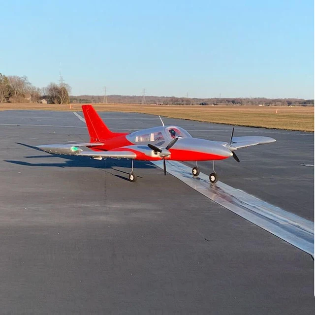 Dynam Cessna310 Wingspan 1300mm Airplane Modeling Dual-Engine Forward And Reverse Propeller Like Real Machine Electric Rc Fixed 1