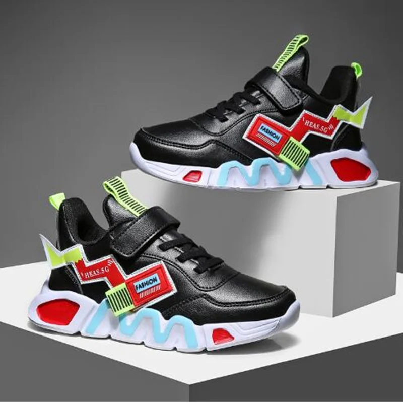 Cartoon Kids Shoes Fashion Classic Children Sneakers for Boys 2023 New Walking Shoes for Girls Casual Outdoor with Leather