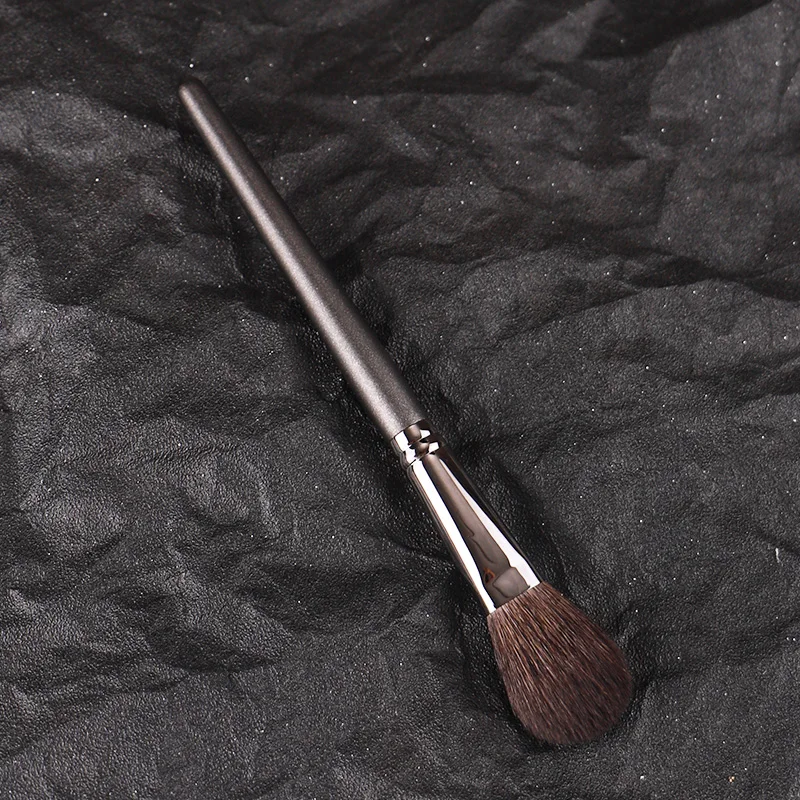 Makeup Brush Small Loose Powder Brush Soft Squirrel Hair Solid Wood Professional Face Makeup makeup brush set makeup brush makeup tool set makeup tool