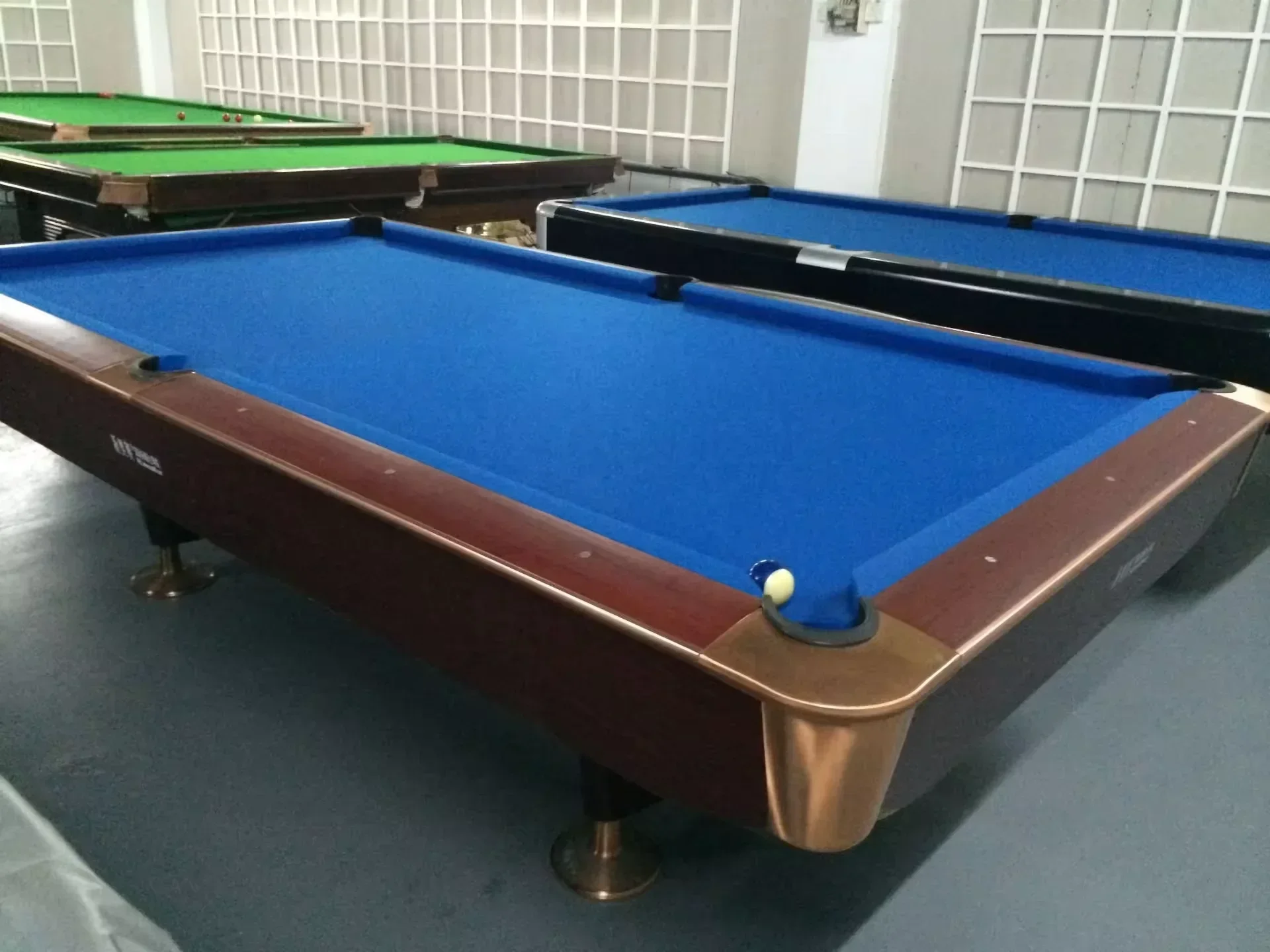 Durable Game Amusement Machine Billiard Pool Table MDF 7ft Pool Table and Snooker Game for Fun