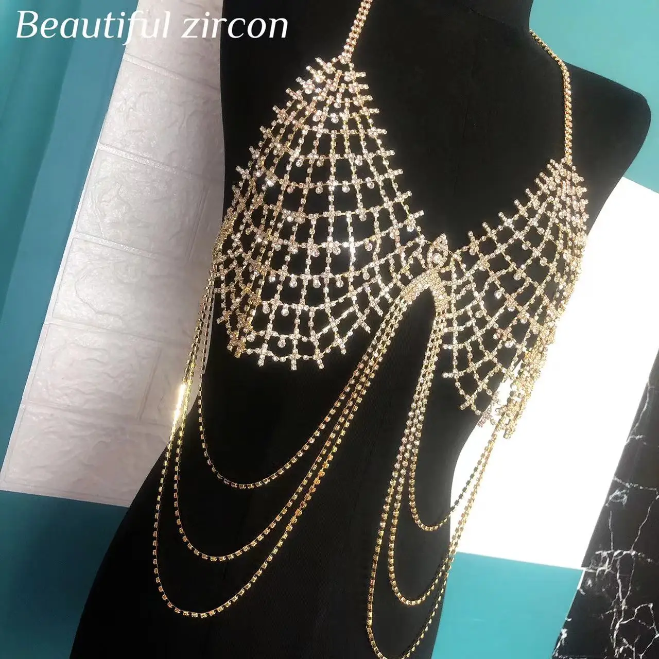 Fashion Women Sexy Hollow Out Rhinestone Breastbone Chain Bra Body