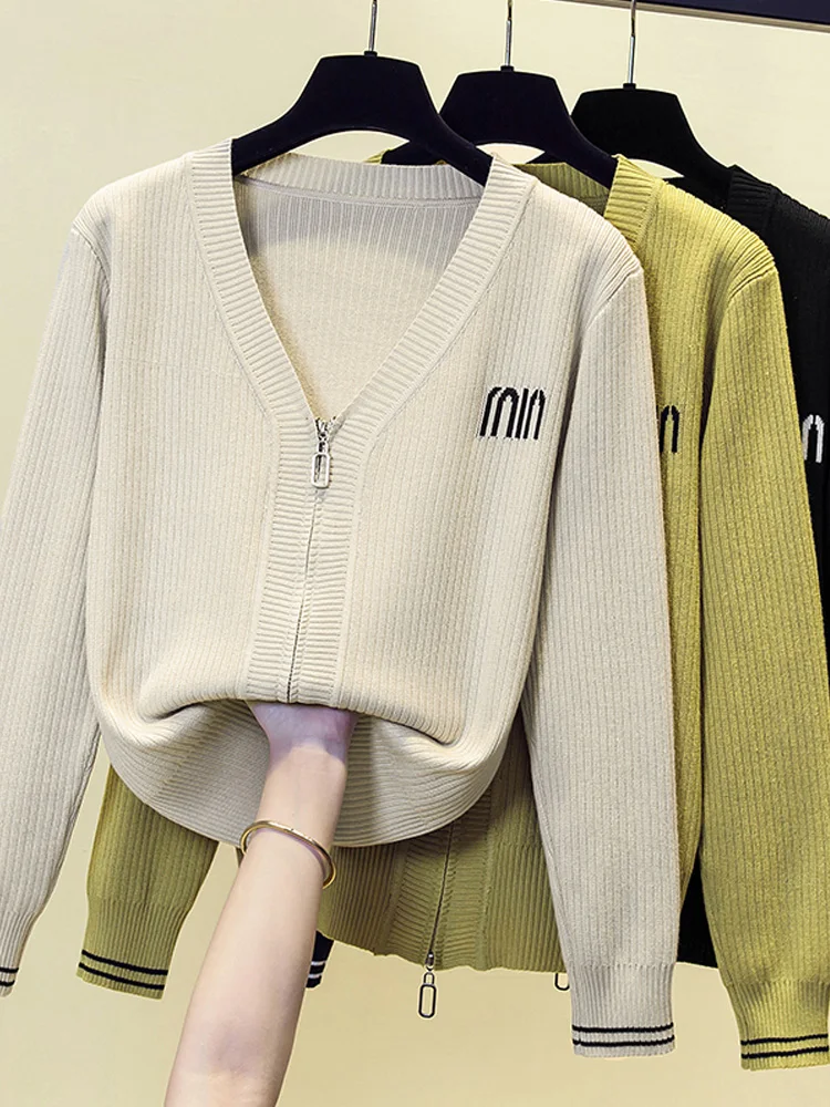 

Women Autumn Sweater Solid Single-breasted Loose Cardigan Female Casual Thick Warm Knitted Cardigan Women clothing 2023 4XL