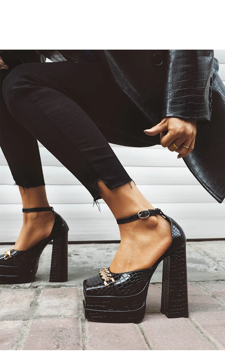 Plus Size Plaid Patent Leather Side Cut-Out Women's Sandals Metal Chain Decoration Ultra-High Double-Deck Platform Fashion Shoes