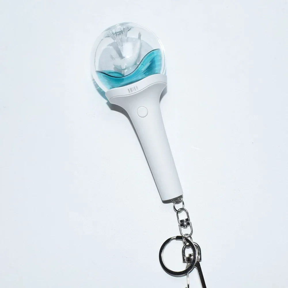 New NMIXX Mini Light Stick Keychains LILY HAEWON SULLYOON BAE JIWOO KYUJIN Lights Keyrings Bag Pendant Fans Collections Gifts