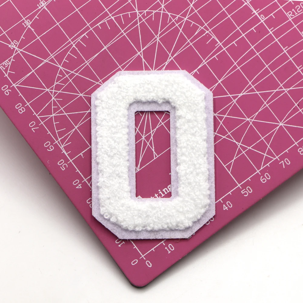 1PC weiße Chenille-Buchstaben-Aufnäher zum Aufbügeln, Chenille-Aufnäher, A-Z-Aufnäher, bestickter Aufnäher, Aufnäher für Kleidungsname – Detail 17