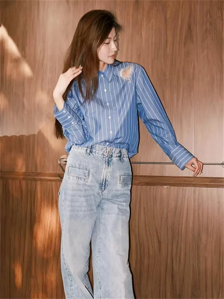 

Женская блузка с длинным рукавом и отложным воротником, в полоску