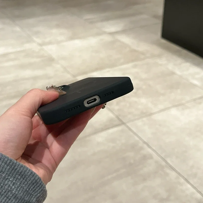 Magnetic Liquid Silicone Shockproof Phone Case with Wireless Charging Compatibility
