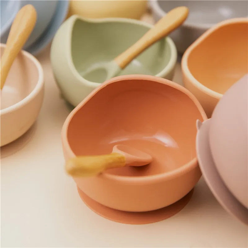 https://ae01.alicdn.com/kf/Scc8b037fe73d4f439c543775fd1d79d4V/Baby-Silicone-Bowl-Set-BPA-Free-Non-slip-Children-s-Suction-Bowl-Wooden-Handle-Silicone-Spoon.jpg