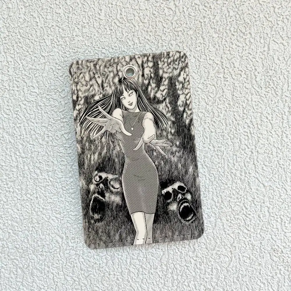 재미있는 T-Tomie Kawakami 카드 홀더은 은행 카드, 지하철, 버스 카드, 액세스 카드에 적합합니다. 키체인이 있는 보호 케이스