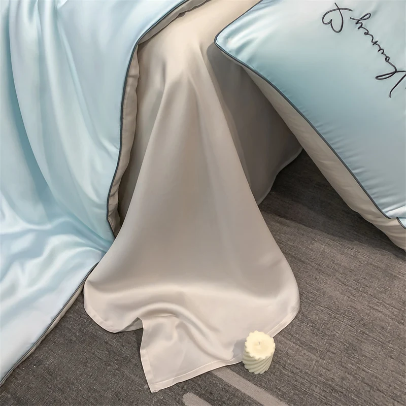 Summer Quilt Grade A Washable Ice Silk Summer Quilt Set or 1 Pcs Quilt Skin-friendly Air Conditioning Embroidered Comforter