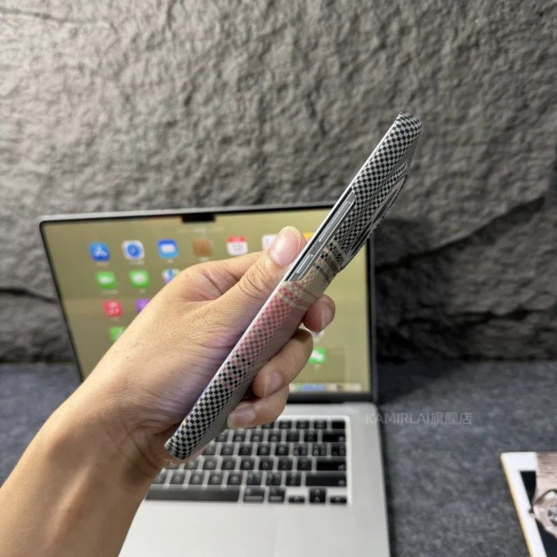 Ultra Thin Matte Carbon Fibre Stripe Sunset Series Shockproof Phone Case