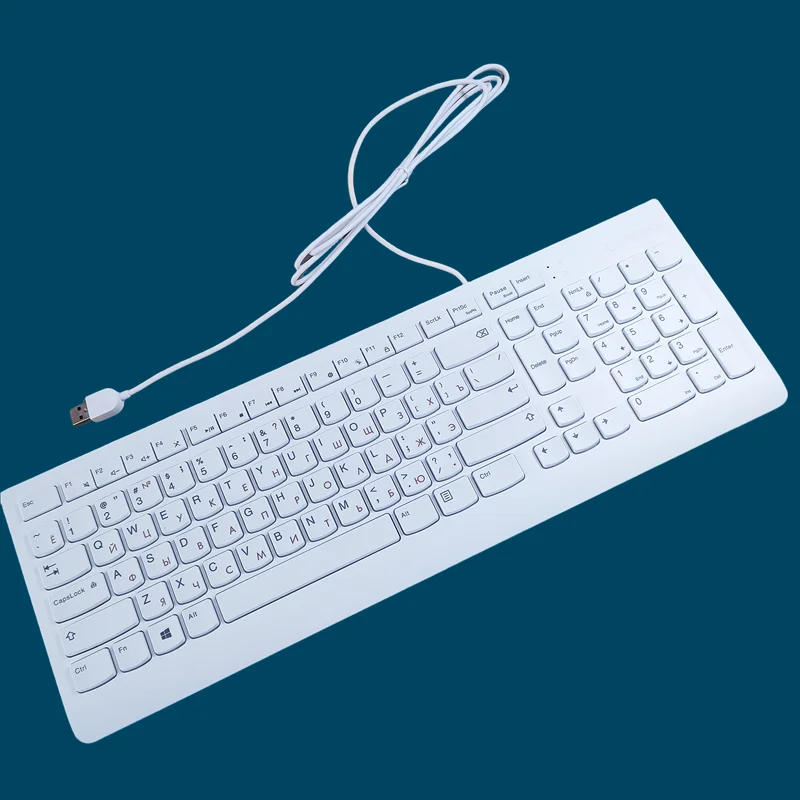 アウディ  ノベルティ　Bluetoothキーボード 715IpiFnCqL._UF1000,1000_QL80_.jpg