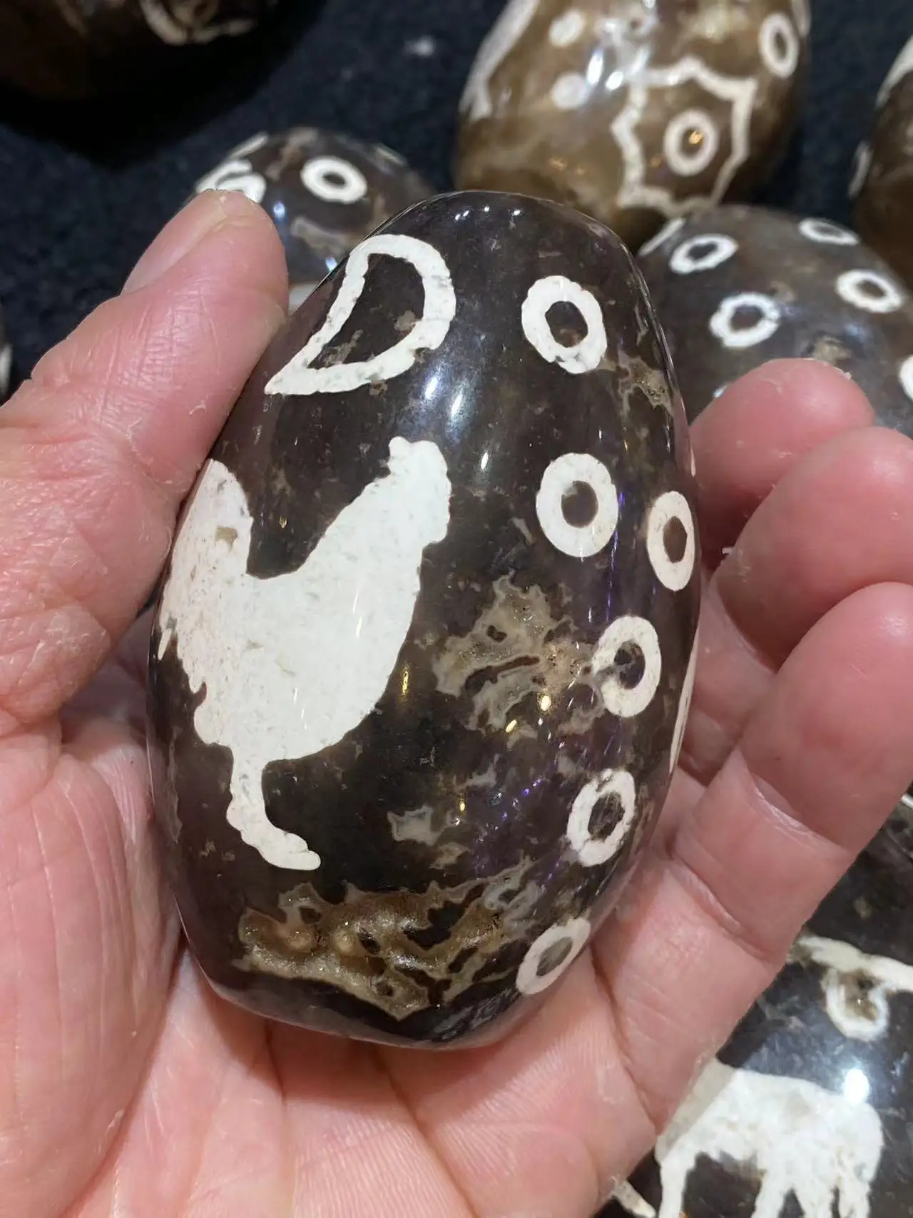 1pcs/lot Natural Old Agate Bead Ornaments Chickens horses and other animal motifs Various shapes Featured vintage ornaments