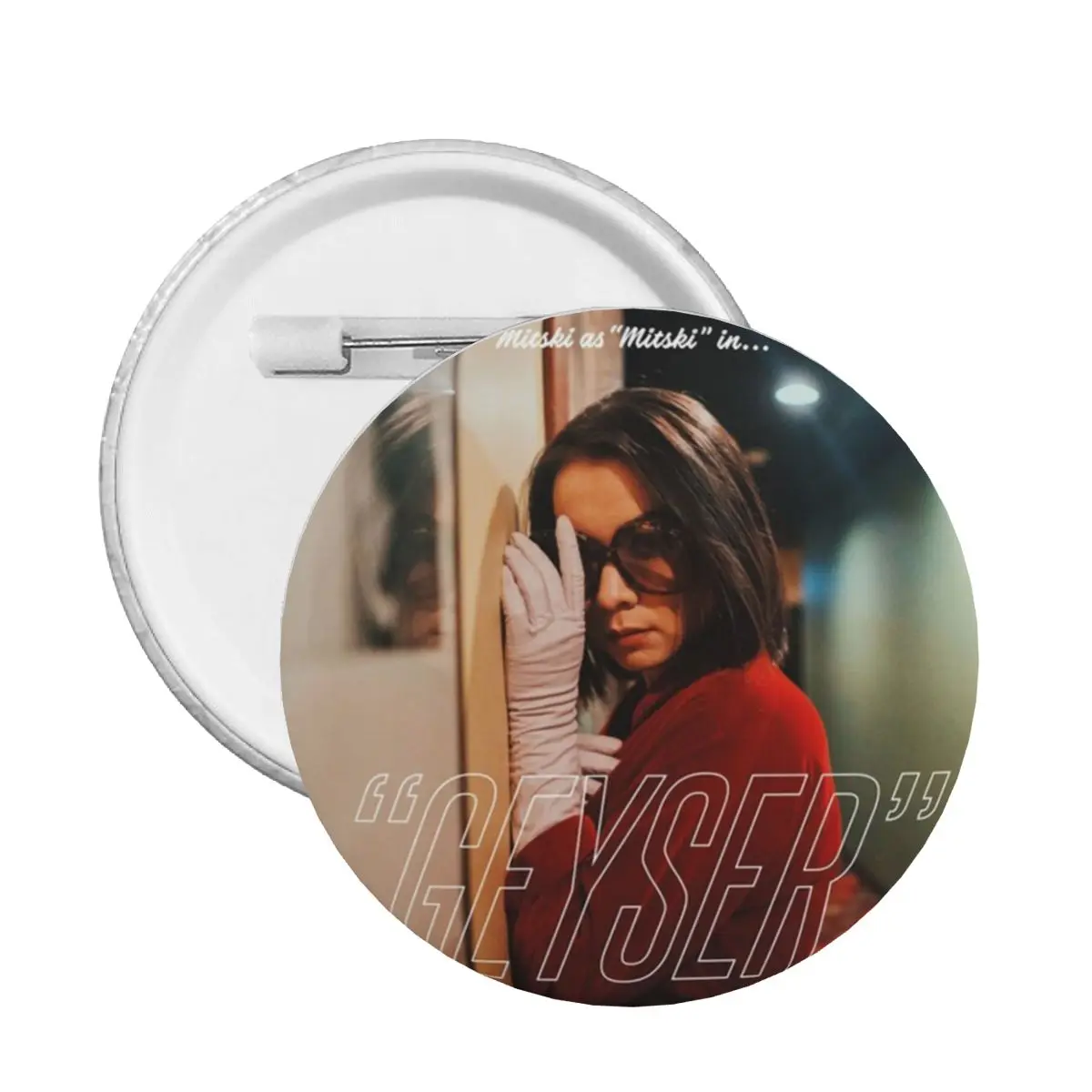 Personalizza Mitski In Red Geyser Button Pin Per Cappelli Distintivi Spilla Pinback Gift