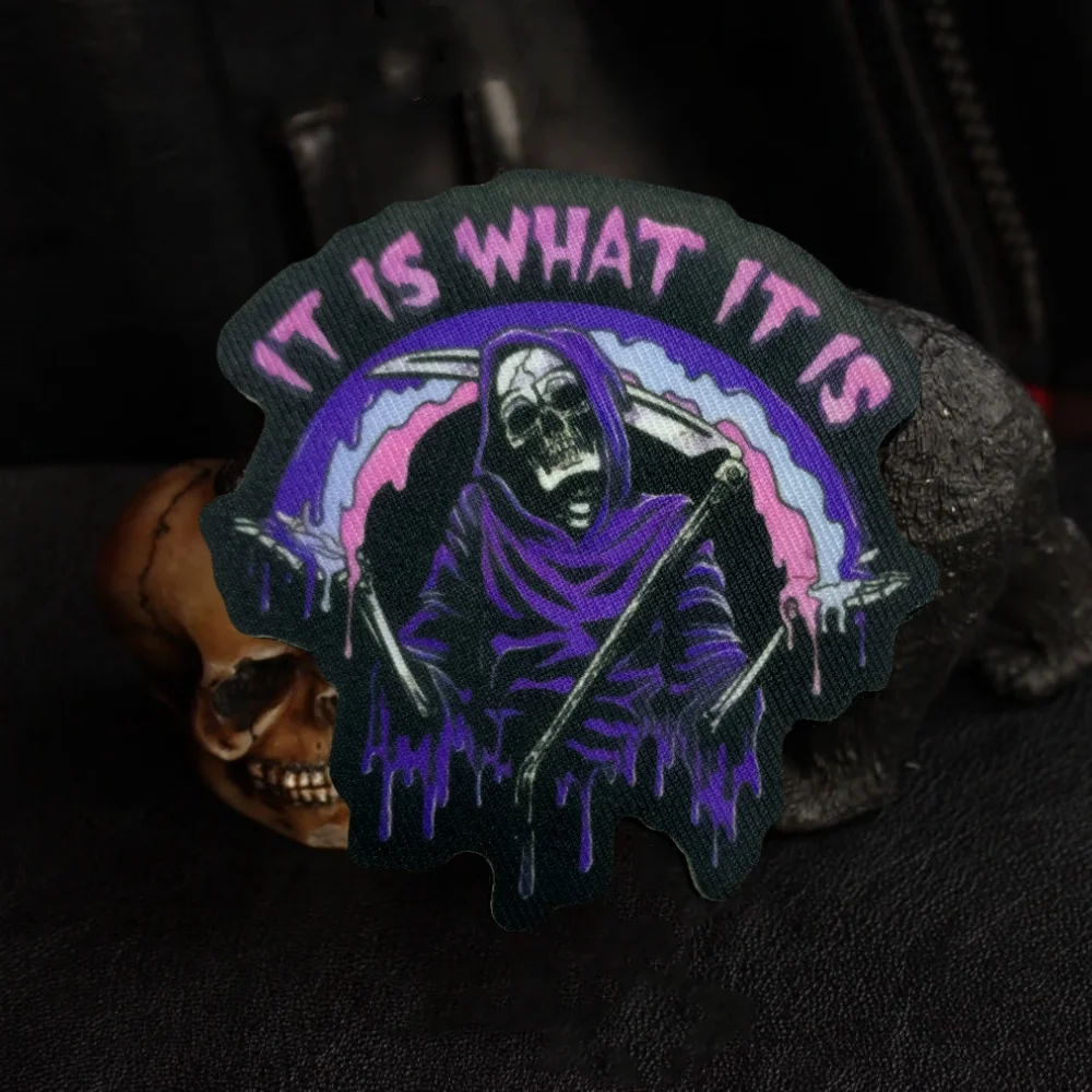 Reaper Spooky Halloween-Aufkleber „It Is What It Is Tactical Moral“-Abzeichen, Aufnäher, bedruckt mit Klettverschluss, Weihnachts-Rucksack-Aufkleber