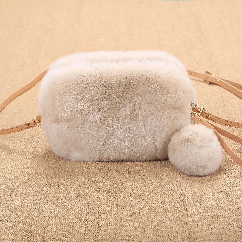 Women\'s Mini Chain Crossbody Fur Bag New Luxury Rex Rabbit Fanny Pack Soft Plush One-shoulder Small Square Bag