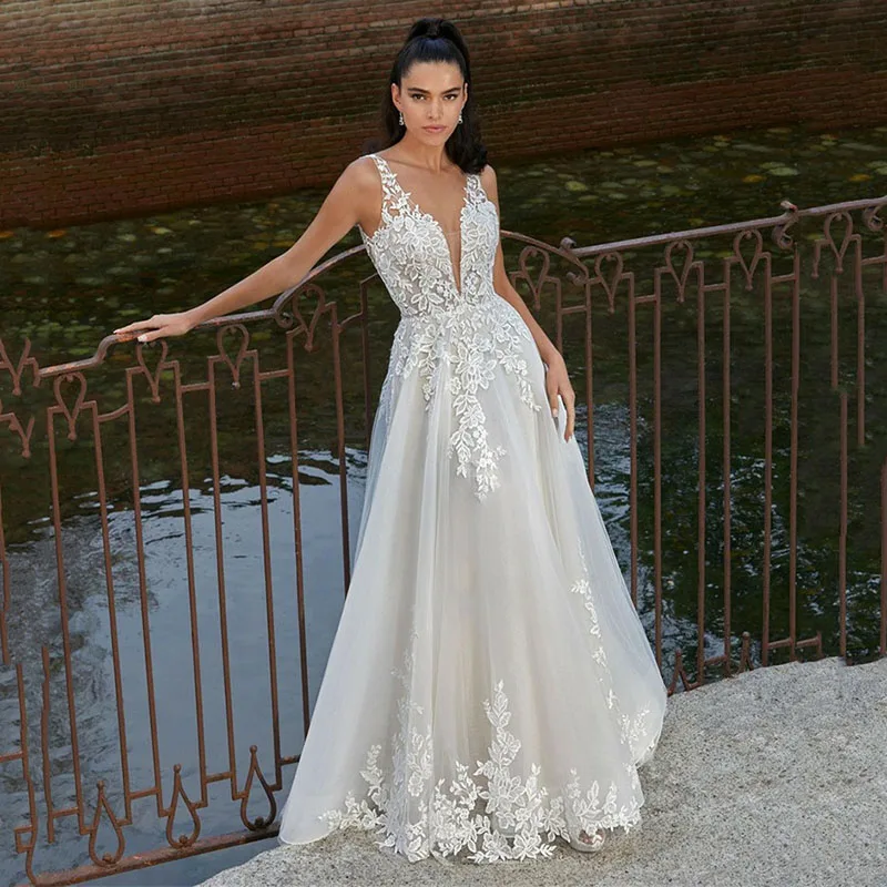 

Женское кружевное свадебное платье, без рукавов, с V-образным вырезом