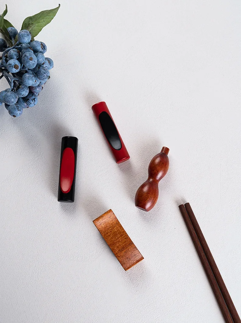 5 Supporti Per Bacchette In Legno A Forma Di Foglia - Porta Bacchette Giapponese Style - Foto 5