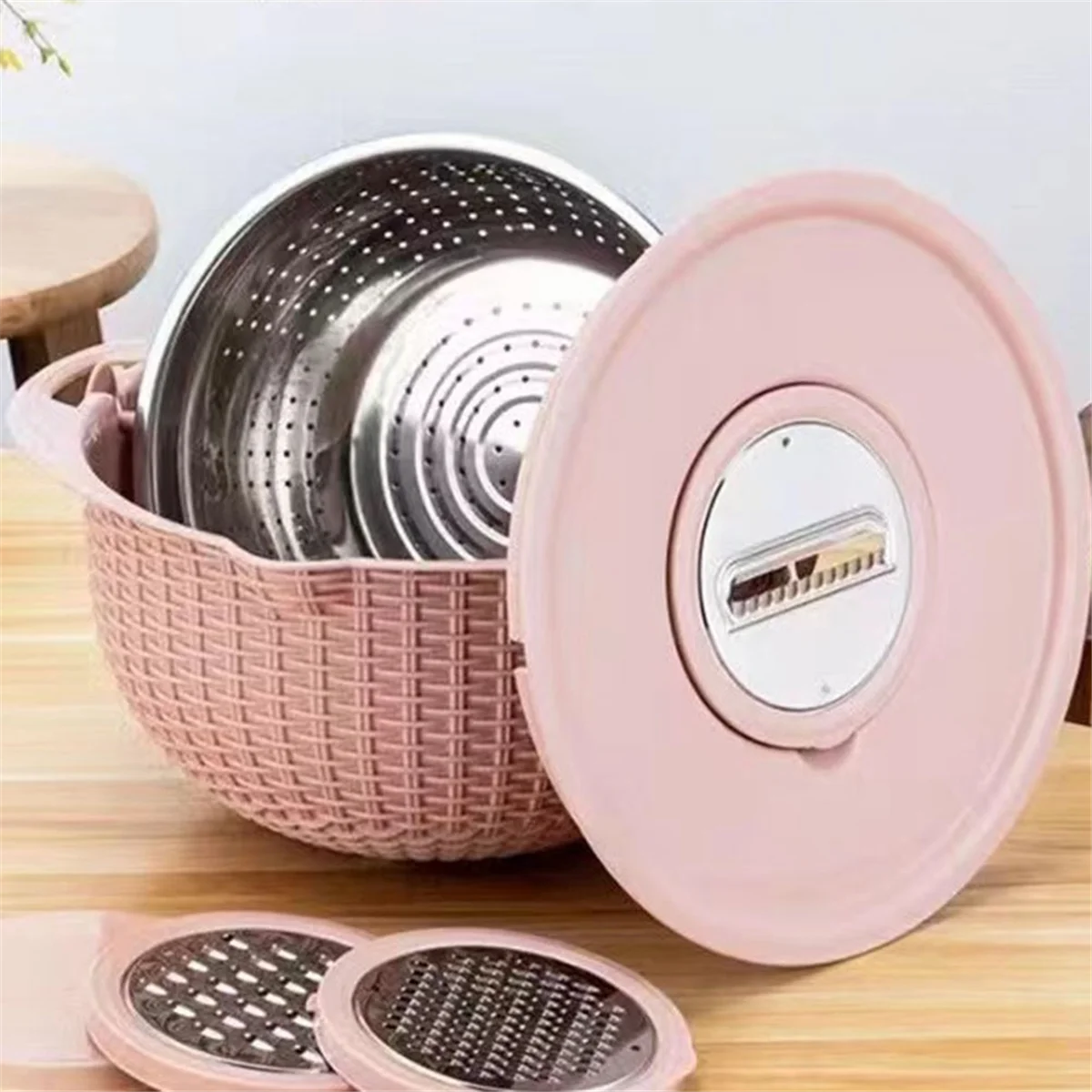 

Food Strainers and Colanders Pasta Strainer Rice Strainer Fruit Cleaner Wash Salad Spinner Strainers for Kitchen,Pink