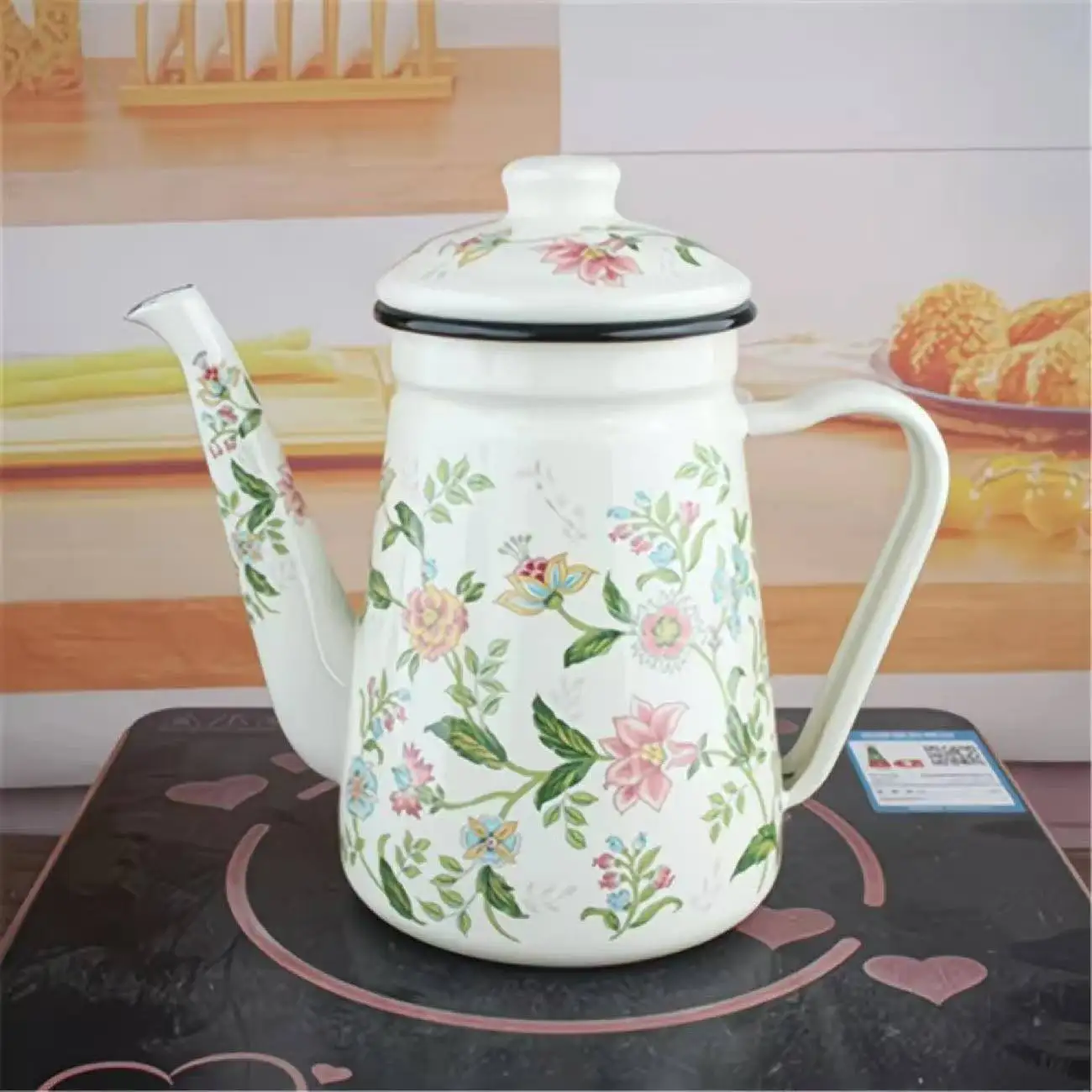 إبريق قهوة عتيق مزين بالزهور بسعة 1.1 لتر، غلاية س...