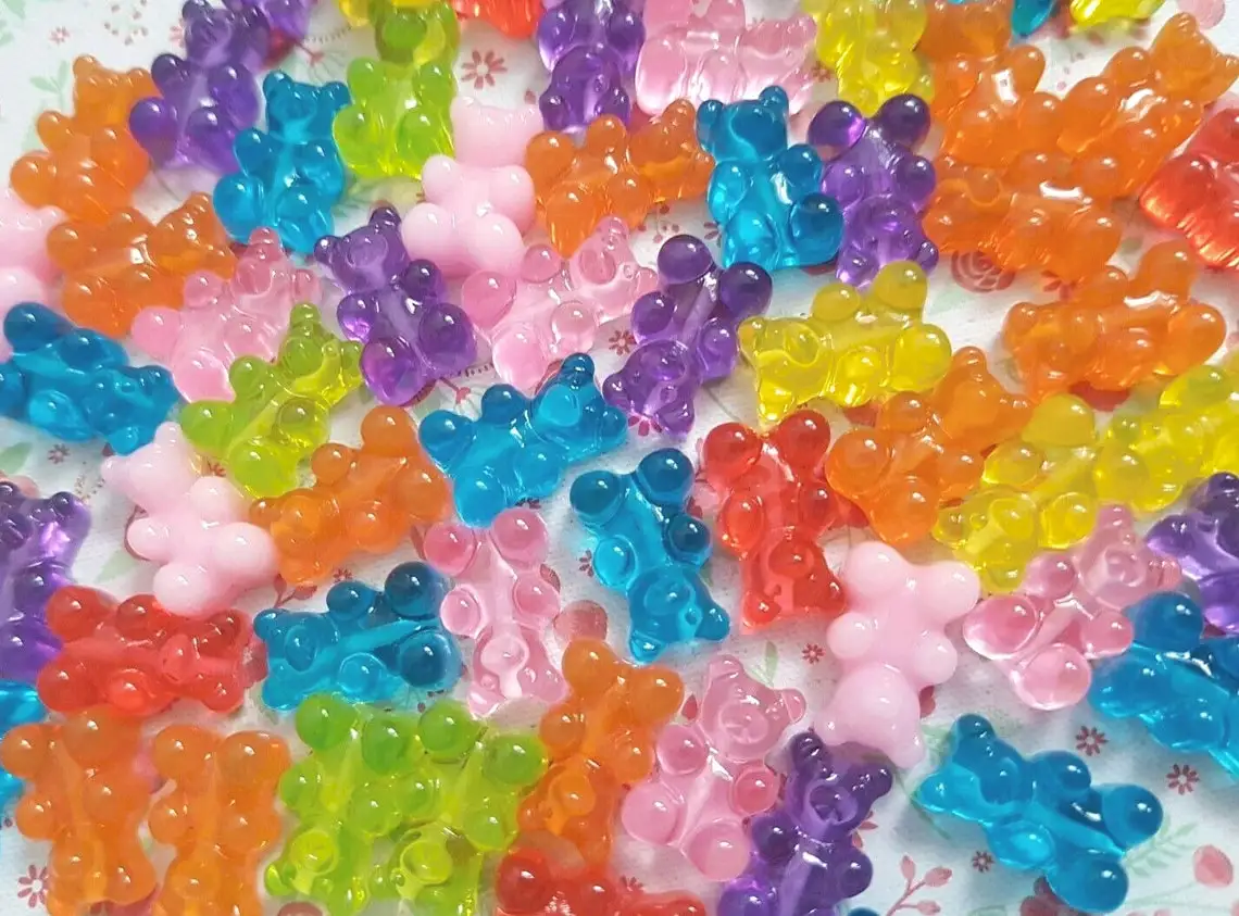

20 Two Tone Gummy Bear Resin Flatback for Pendants Bear Pendant Kawaii Accessories Nail Art Rhinestone Gummy Bear