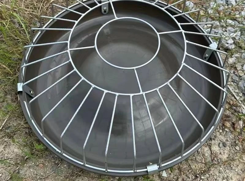 Unspillable Automatic Chicken Feeder 1