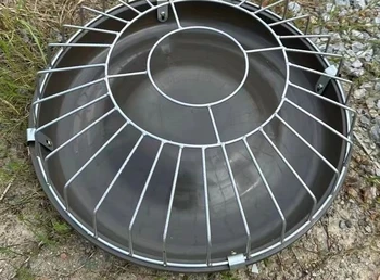 Unspillable Automatic Chicken Feeder 1