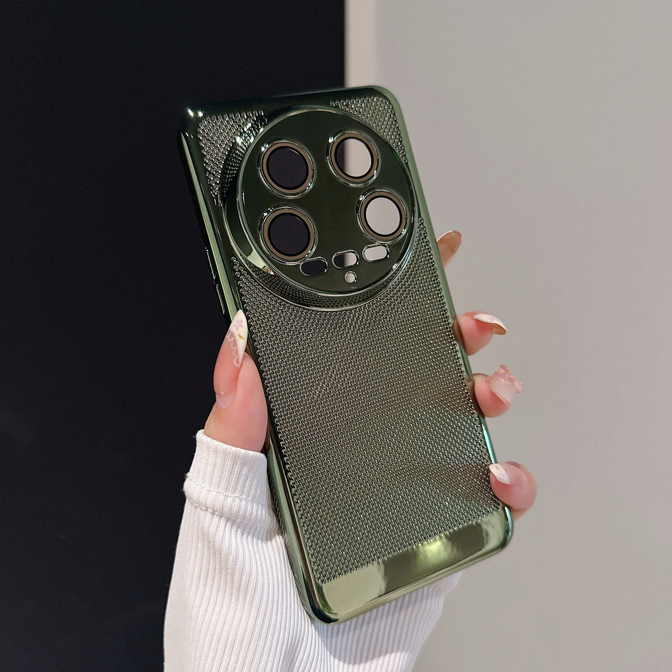 Enhanced Heat Dissipation Breathable Plating Hard Phone Case