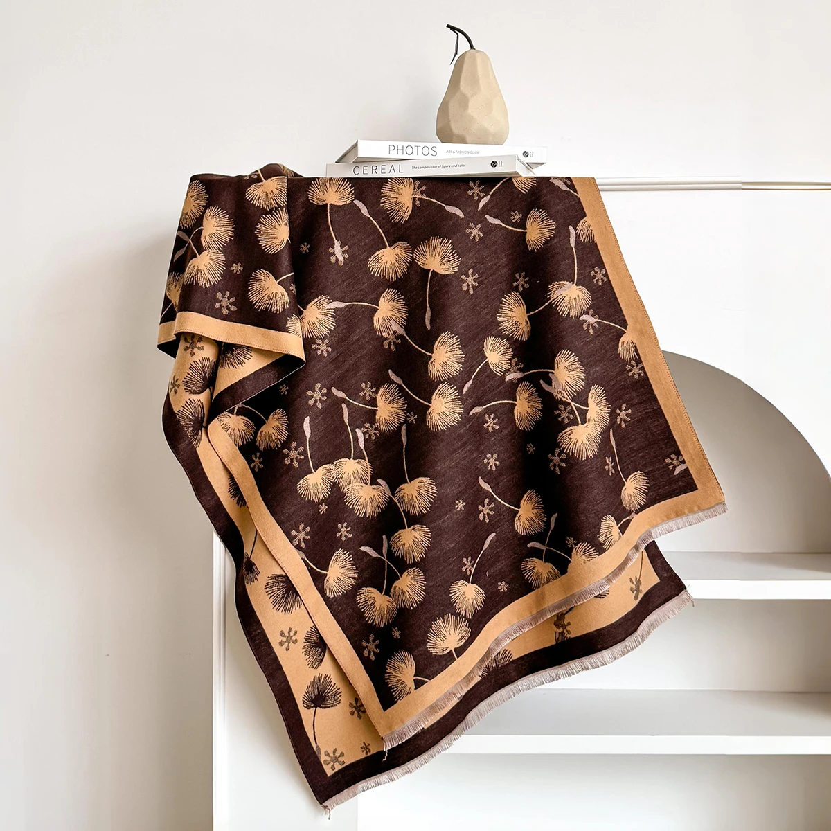 New 2025 Women Fashion Brand Leaf Print Scarf Luxury Autumn Winter Warm Shawls Scarves Pashmina Mujer Femme Foulard Bufanda