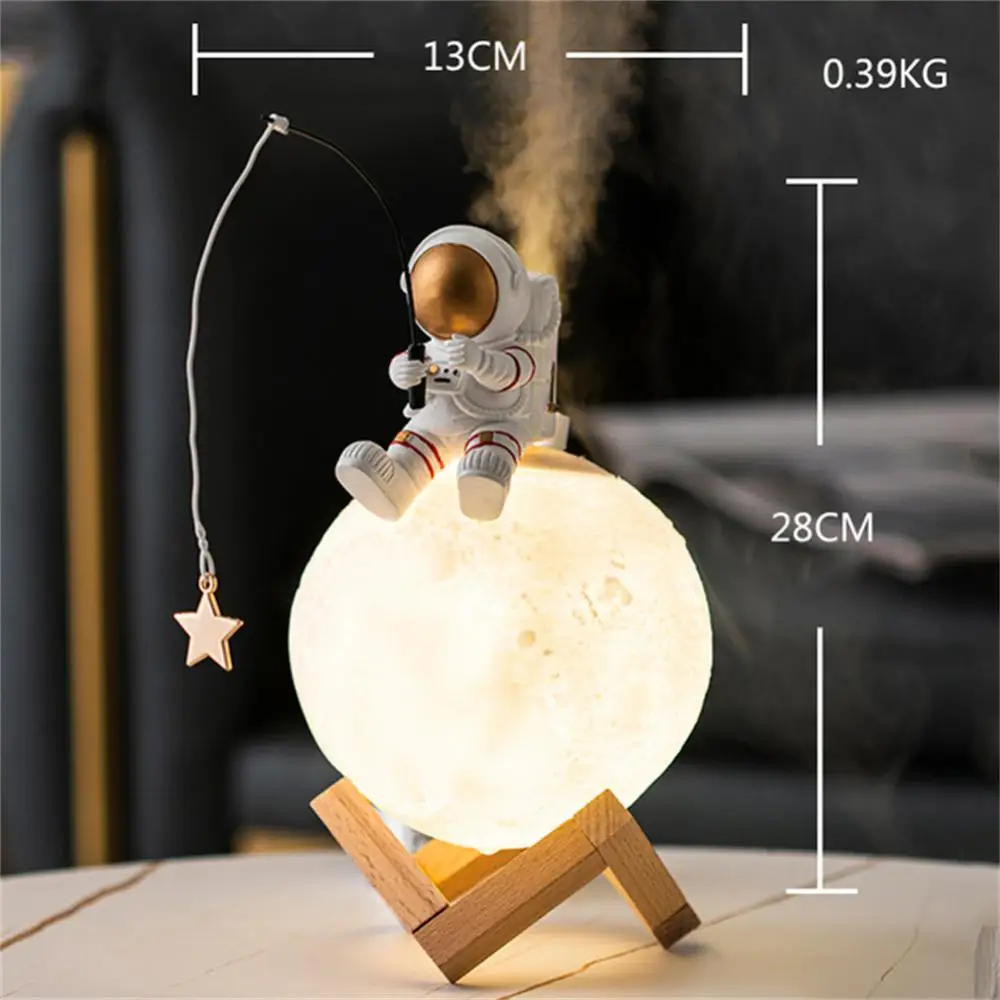 

Astronaut Figurines Home Decoration Resin Space Man Miniature Night Light Humidifier Cold Fog Machine Accessories Birthday Gifts