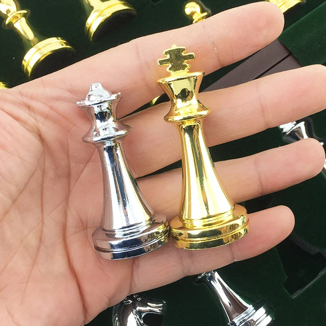 Jogo De Xadrez De Metal Luxo Liga Inc Peças De Xadrez De Ouro Jogos De  Tabuleiro Para Crianças Nordic Criativo Família Jogos De Mesa Moderna  Decoração Para Casa - AliExpress