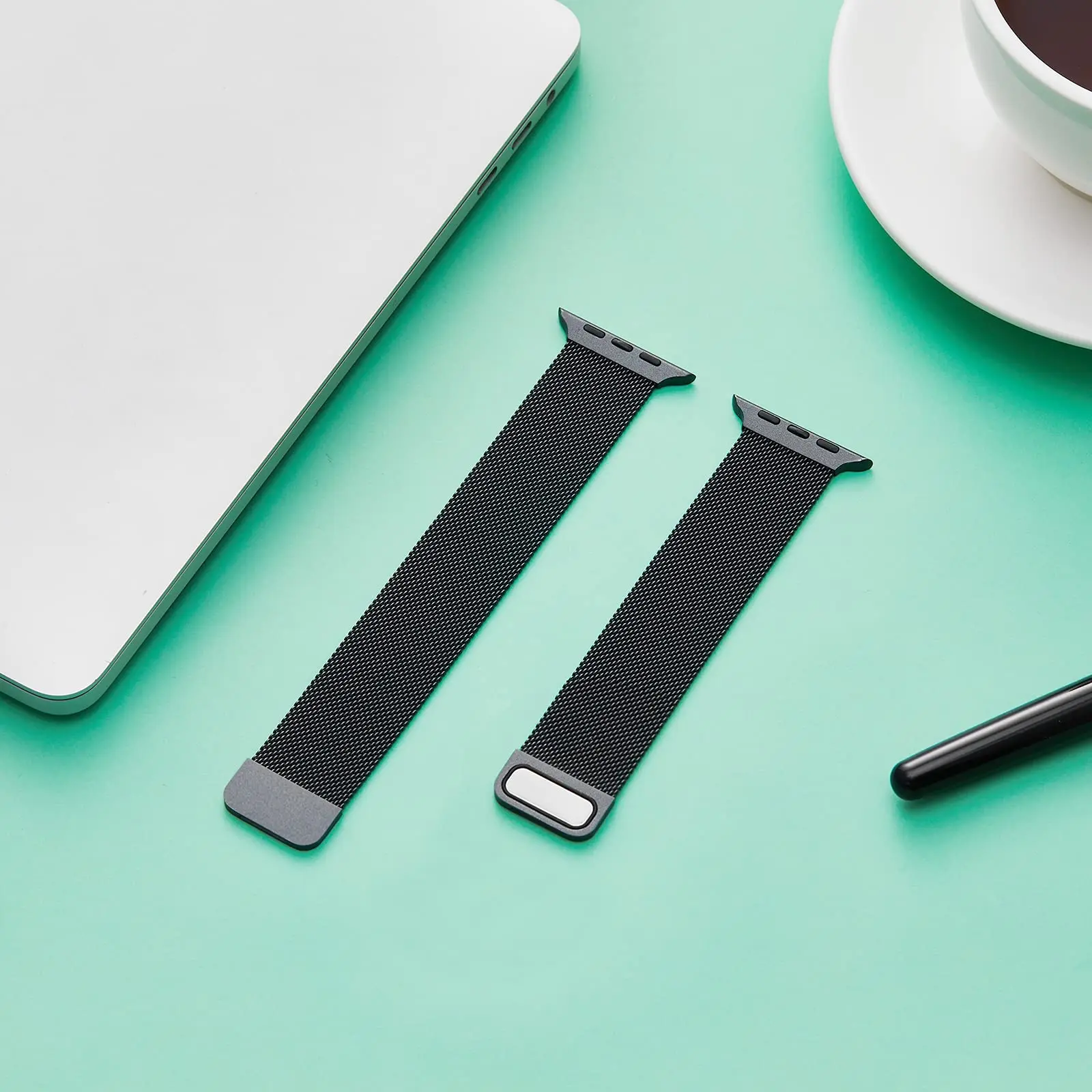 Magnetic Band Compatible with Apple Watch 45mm 44mm 42mm Adjustable Milanese Clasp Loop Strap for iWatch Series 7/6/5/4/3/2/1 SE