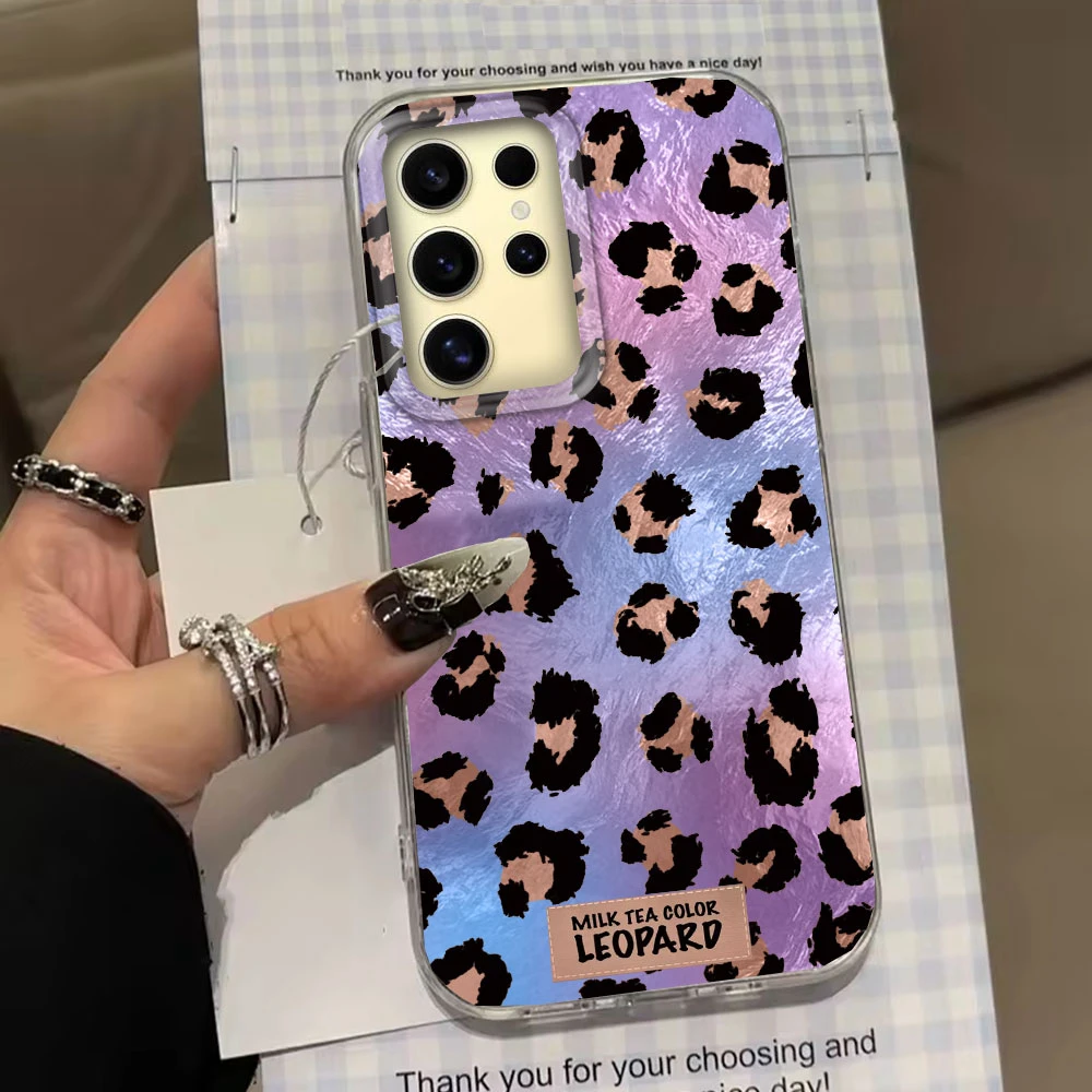 Chic Retro Pink Leopard Print Phone Case