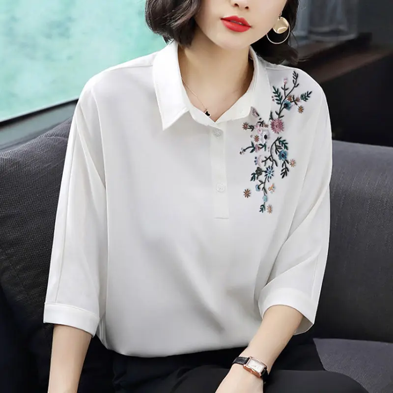 Flower Embroidered Chic White Simple Commute Top Blouse Women Summer Fashion Casual Loose Half Sleeve Shirts Female Clothing2023