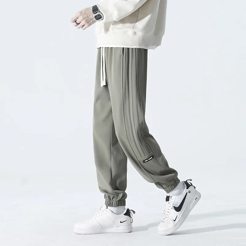 

Autumn Winter KPOP Fashion Style Harajuku Slim Fit Trousers Loose All Match Casual Pants Plush Sweatpants Patchwork Sweat Pants