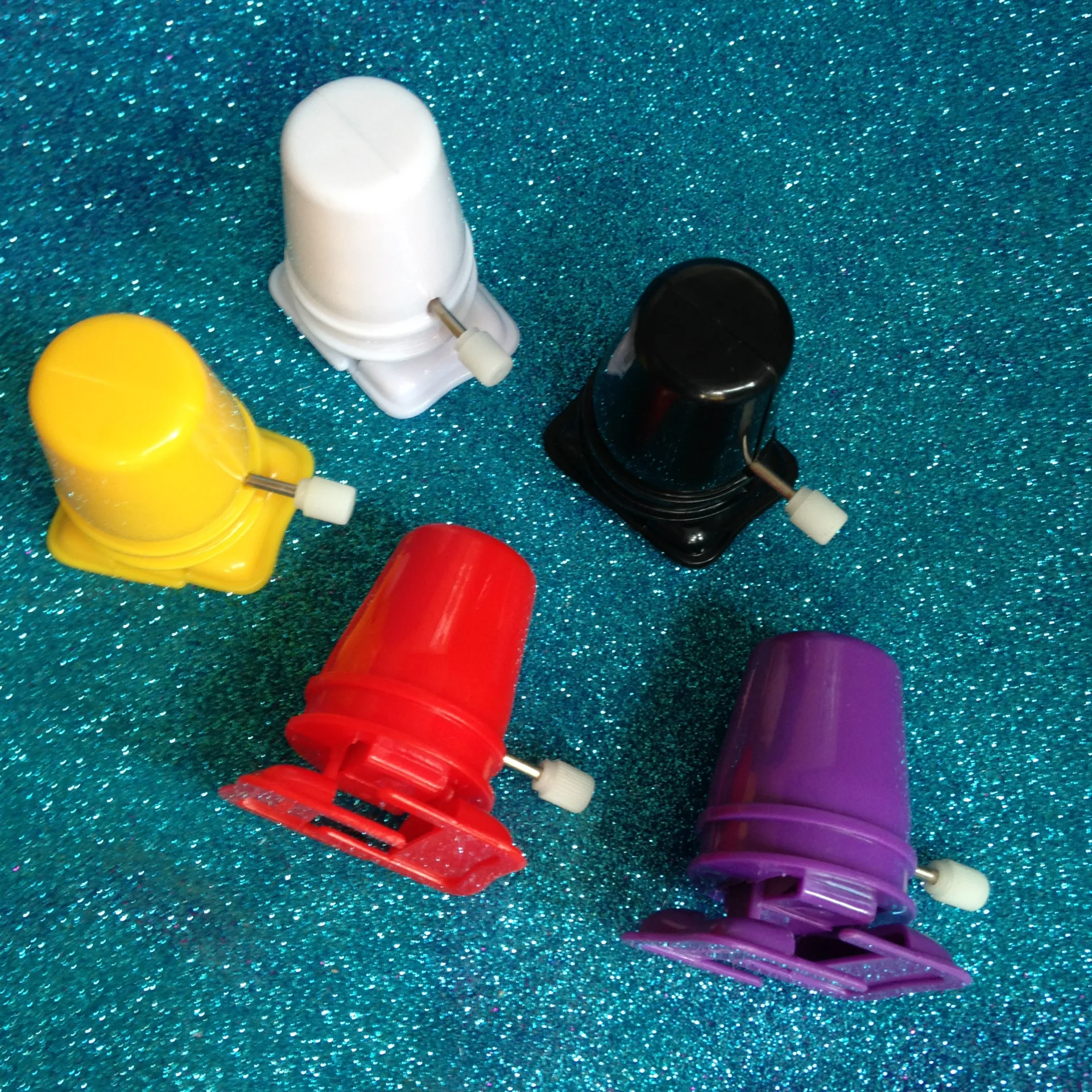 5Pcs Walking Toy Movement Wind Up Toy DIY Crafts Clockwork Legged Robot For Handmade Accessories Mini Walking Robot Clay Kids 3