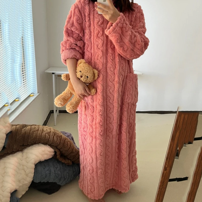 Рисунок 2 - Зимние ночные рубашки