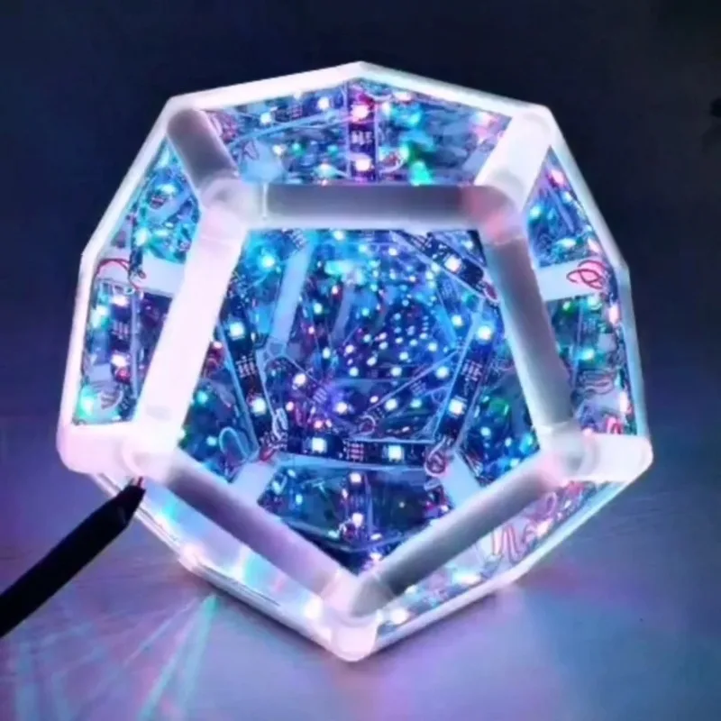 Décoration intérieure objet insolite - Miroir infini