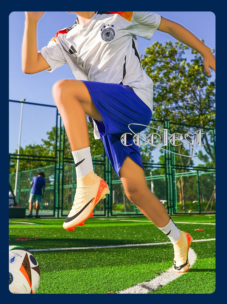 Men Football Boots High Quality Soccer Shoes 2025 New Ultralight FG/TF Soccer Cleats High Top Grass Training Football Boots
