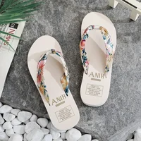 Fashion Women Flip Flops Beach Flat Slippers Casual Outside Sandals Summer Ladies Shoes Leisure Slippers Slide Chaussure Femme 2