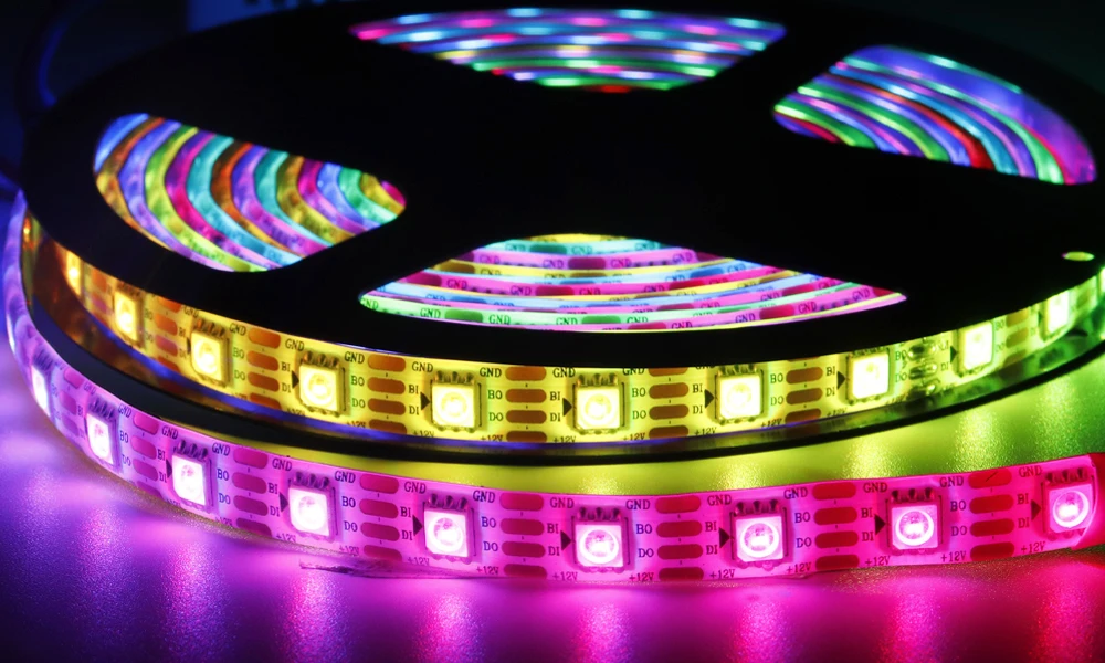 Description Picture 2 of itemWS2815 Led Strip With14/17/21Keys Controlle (WS2812B WS2813 Updated) RGB Individually Addressable kits 30/60/144 Leds/M DC12V