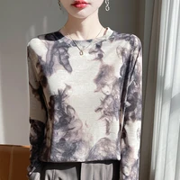 ربيع 2025 جديد التوت الحرير رسمت بالحبر سترة برقبة دائرية للنساء الكتابة على الجدران طاقم الرقبة الصوف متماسكة البلوز سترة للنساء 5