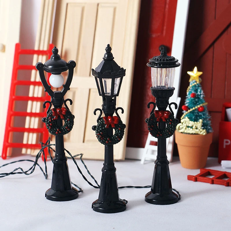 1/12 Dollhouse Miniature Park Street Lamp Doll Streetlight Decor Toy Home Decoration Accessories Black Retro Street Light 1 PC