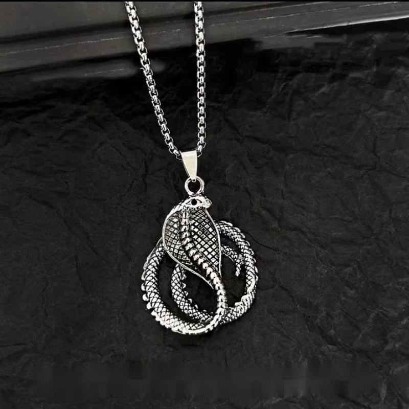 Collier Cobra explosif Mode All Match Personnalité Pendentif Serpent Esprit Serpent Tempérament Version De Bijoux_voghion.com
