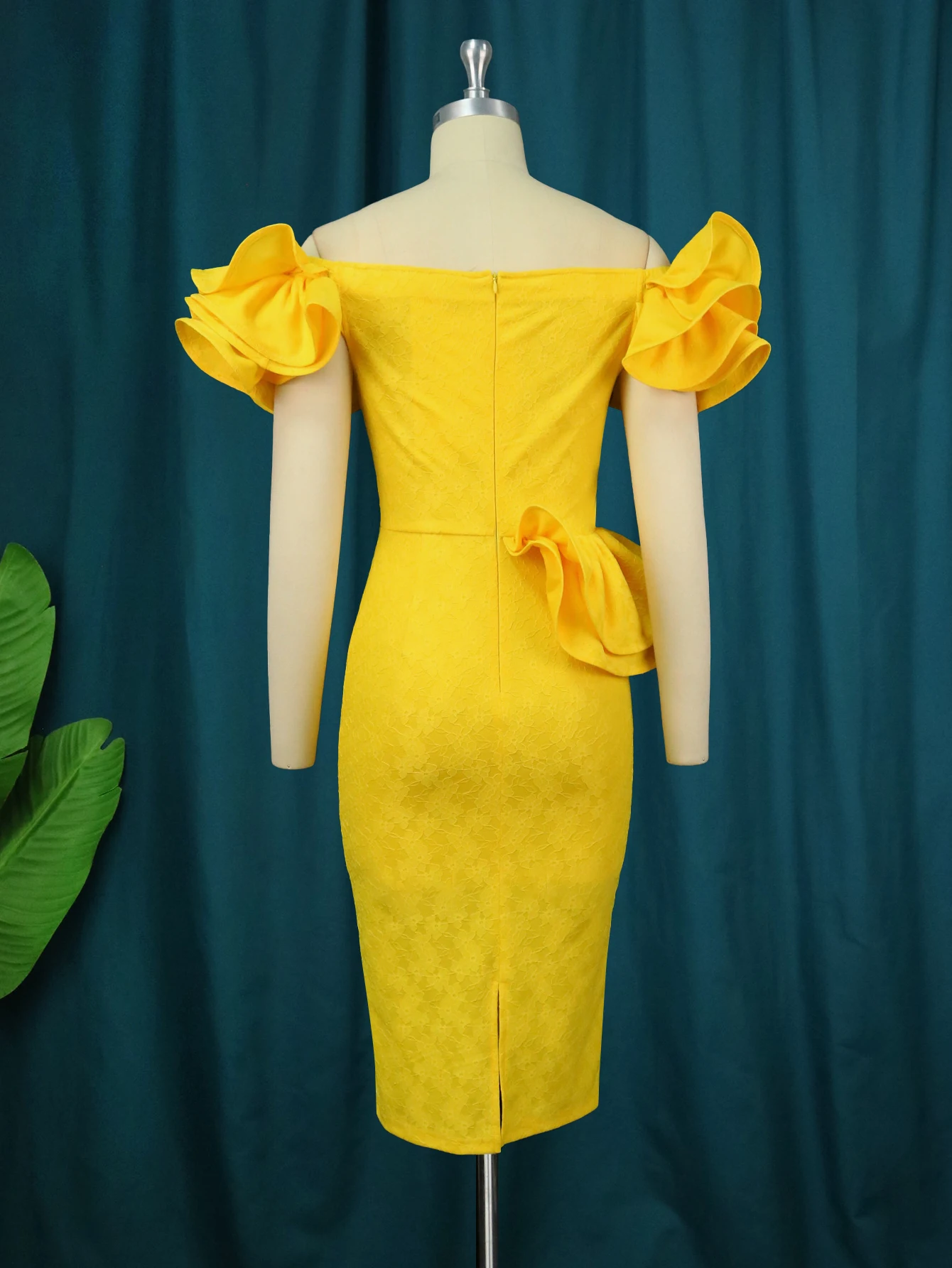Plus Size Yellow Dresses Off Shoulder Lace Strapless High Waist Pencil Midi Party Gowns Evening Cocktail Curvy Women Outfits