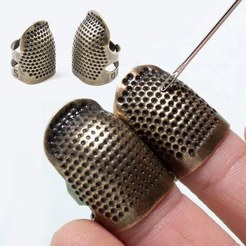 Dedal de aguja de oro Vintage, Protector de dedo de 2 piezas, accesorios de  costura de Metal, herramientas de costura de trabajo a mano, anillo  antiguo, manualidades - AliExpress